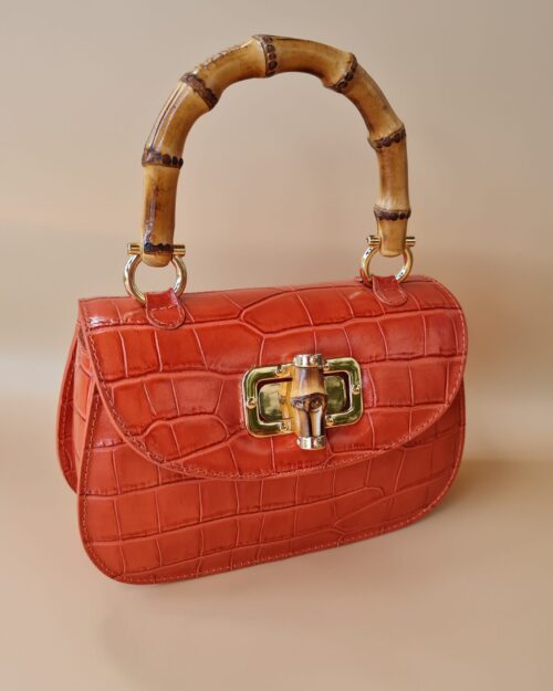 Borsa in pelle stampa cocco con manici in bambù color coccio